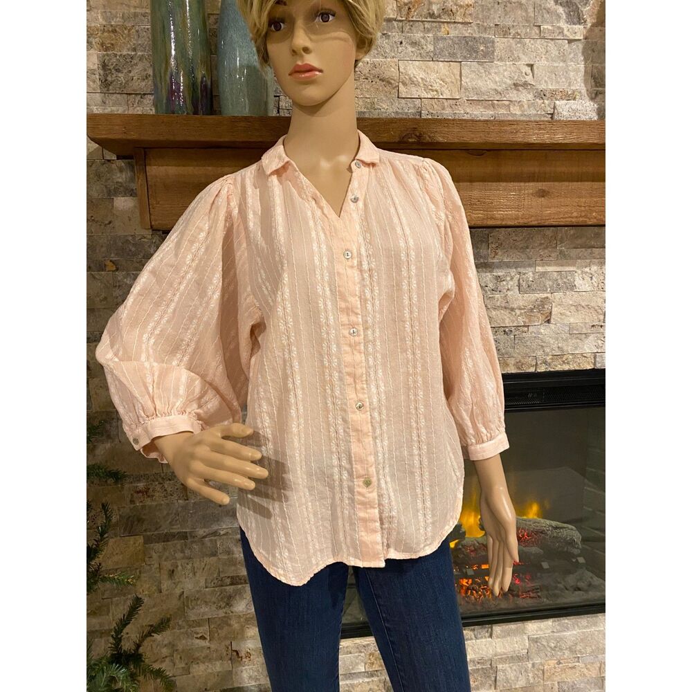 Women's LC Lauren Conrad PEACH Button-Front Puff Sleeve Top Sz M